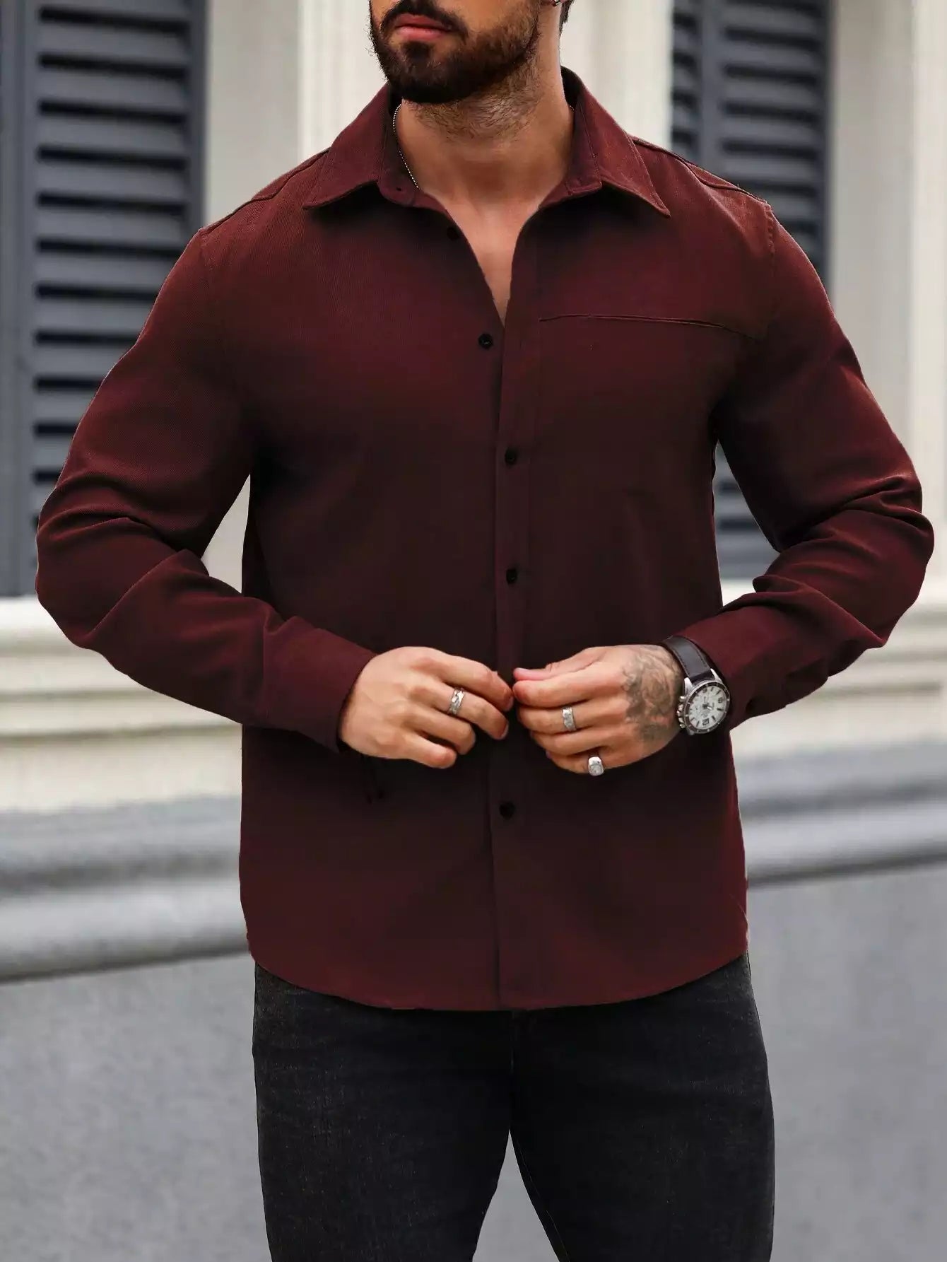 Camicia casual a maniche lunghe ampia tinta unita da uomo primavera ed estate, colore bordeaux 