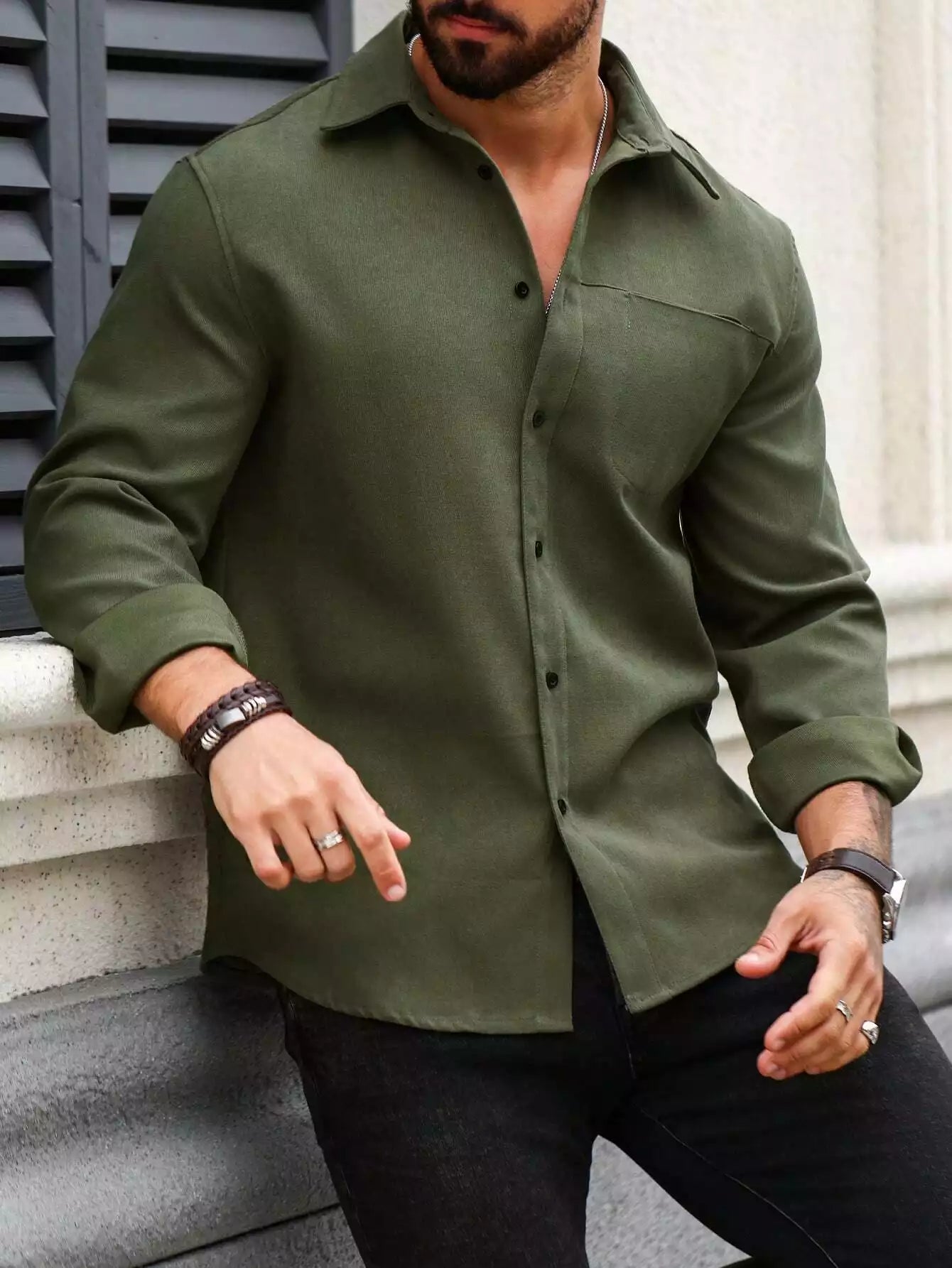 Men Spring And Summer Solid Color Loose Casual Long-Sleeved Shirt Green Color